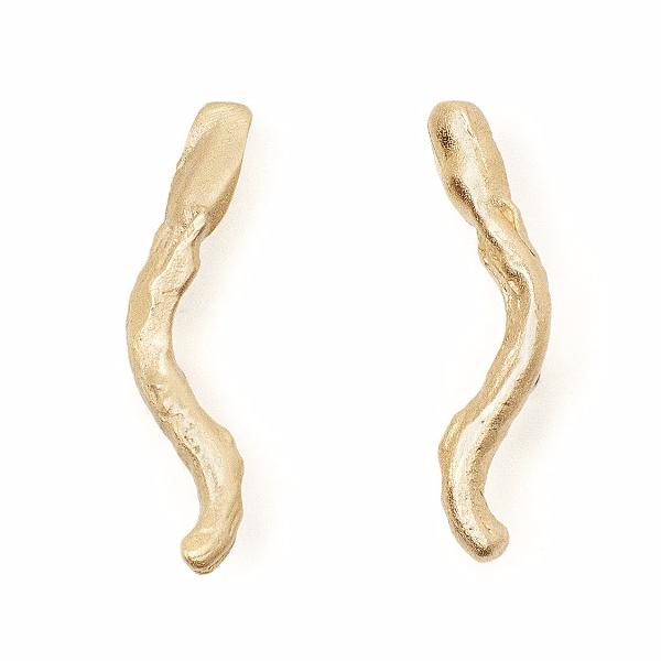 Cobra studs