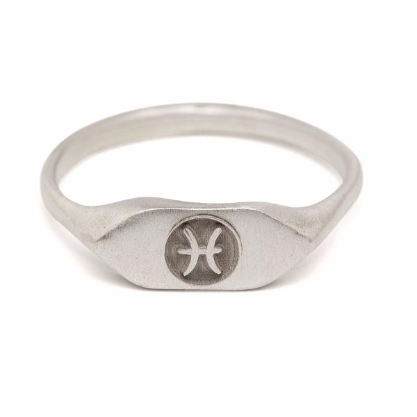 Silver zodiac signet ring Pisces horoscope sign ring 